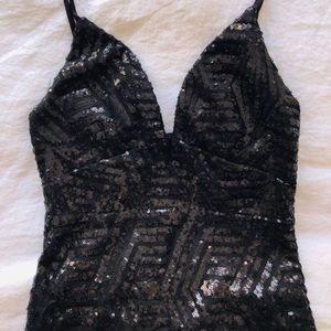 Black sequin mini stress from Windsor